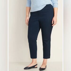 Old Navy High Waisted navy blue Plus Size pants slacks trousers crop short 18